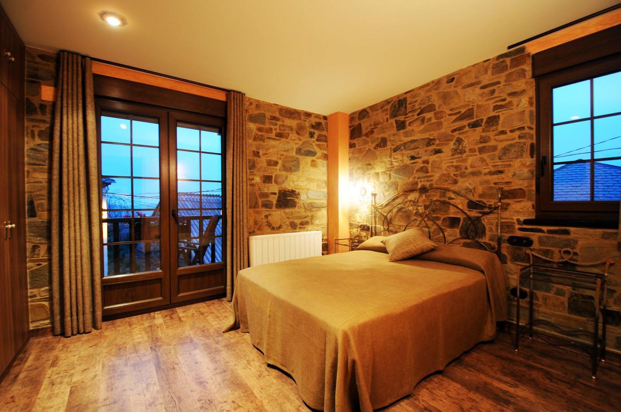 Hotel Rural La Casa Del Peregrino El Acebo de San Miguel Phòng bức ảnh